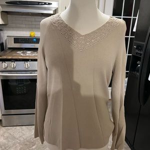 Jones New York sweater size L